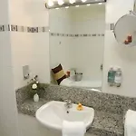 Hotell Bush