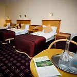 Otel Bush 3*