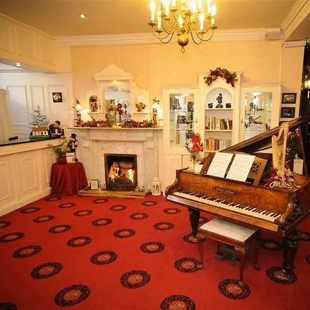 Bush فندق County Leitrim