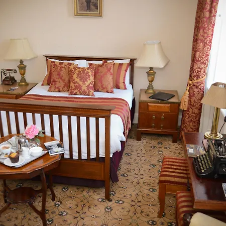 Bush Hotel County Leitrim