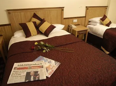 Bush Hotel